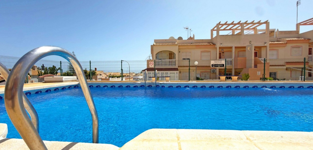 Sale - Townhouse -
Orihuela Costa - La Florida