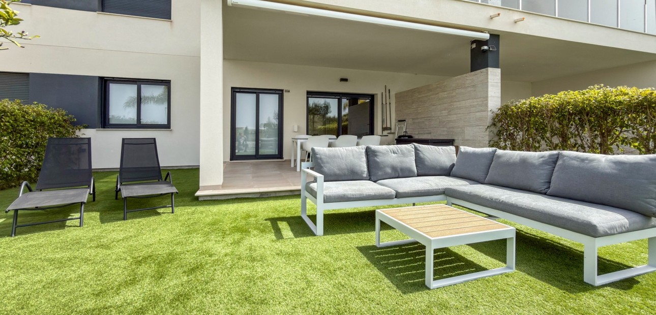 Sale - Apartment / flat -
Pilar de La Horadada - Lo Romero Golf