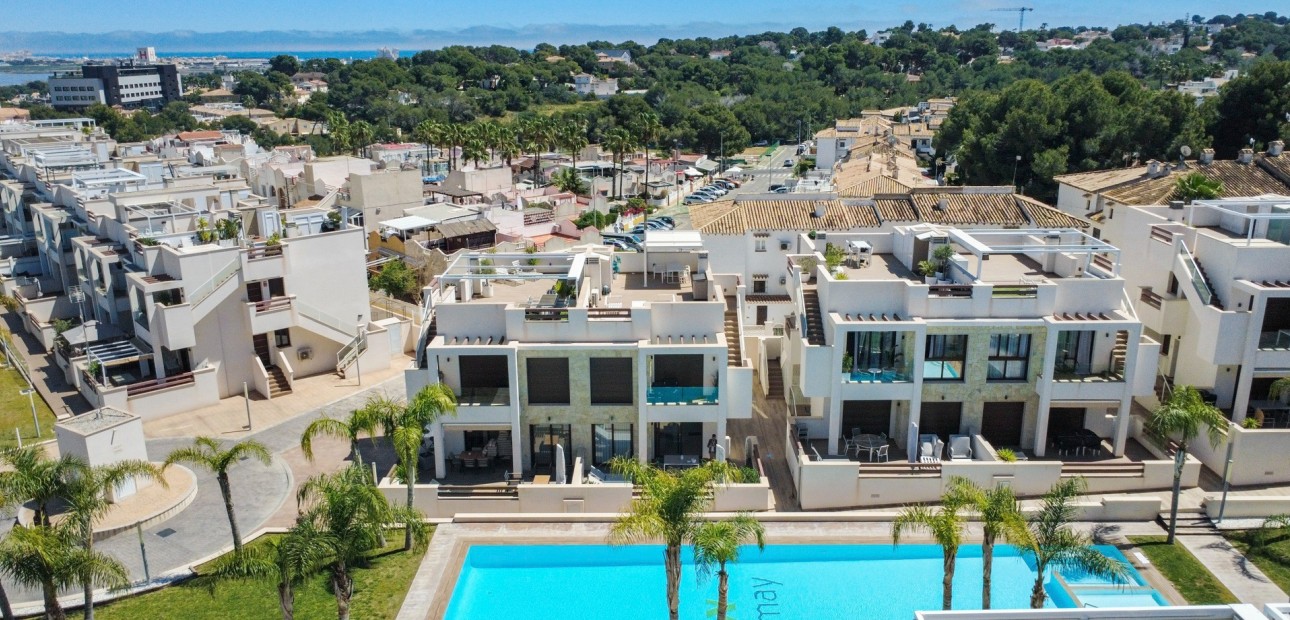 Sale - Apartment / flat -
Torrevieja - Los Balcones - Los Altos del Edén