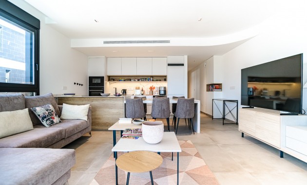 Venta - Apartamento / piso -
LO PAGÁN