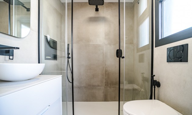 Venta - Apartamento / piso -
LO PAGÁN