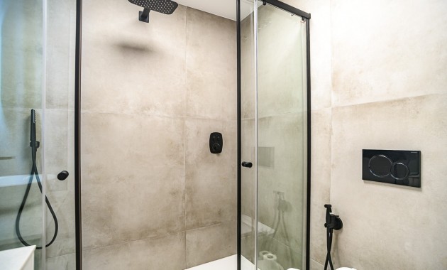 Venta - Apartamento / piso -
LO PAGÁN