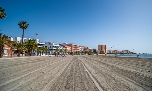 Venta - Apartamento / piso -
LO PAGÁN