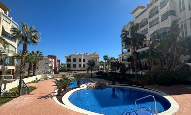 Venta - Ático -
Guardamar del Segura - Marjal Beach