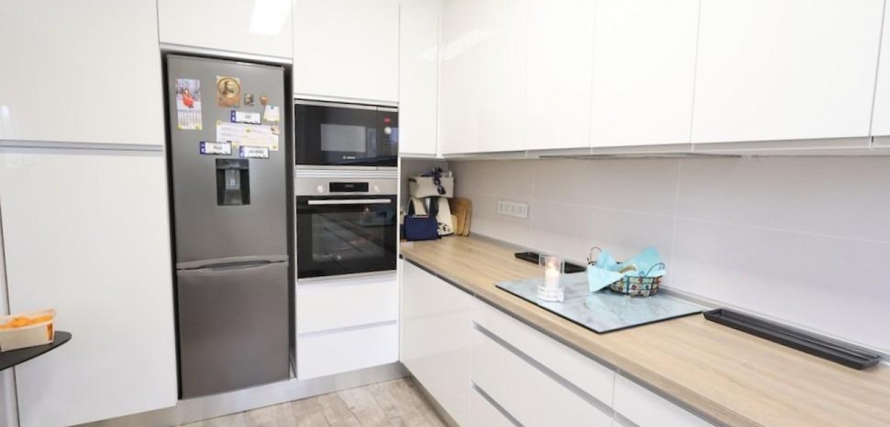 Venta - Villa -
San Miguel de Salinas - Las filipinas