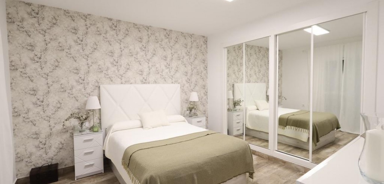 Venta - Villa -
San Miguel de Salinas - Las filipinas