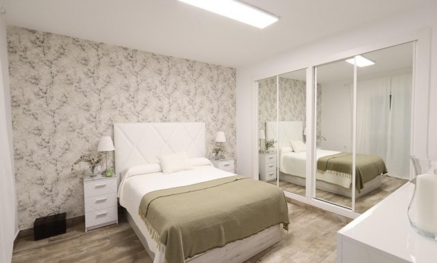 Venta - Villa -
San Miguel de Salinas - Las filipinas