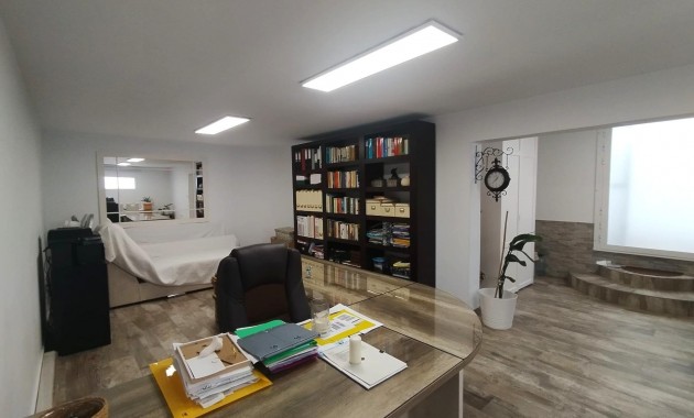 Venta - Villa -
San Miguel de Salinas - Las filipinas