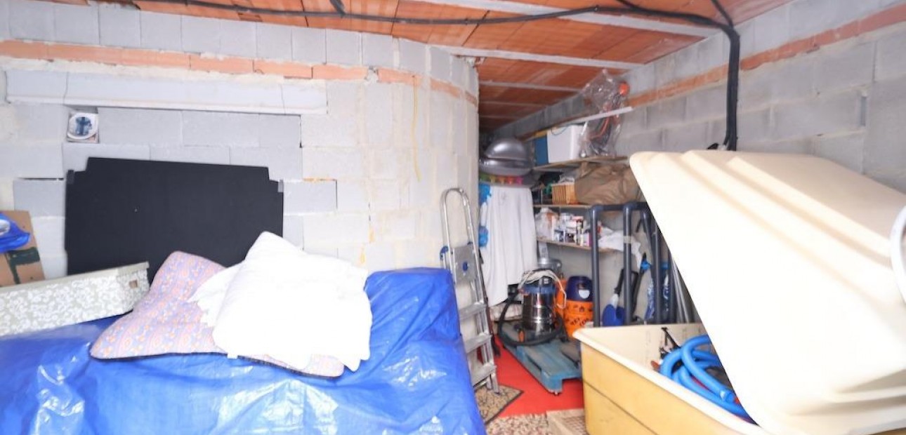 Venta - Villa -
San Miguel de Salinas - Las filipinas