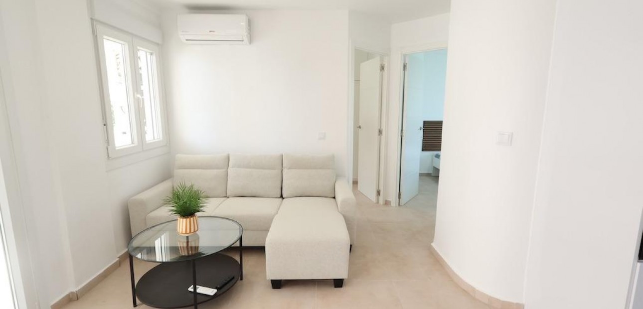 Venta - Bungalow -
Orihuela Costa - La Zenia