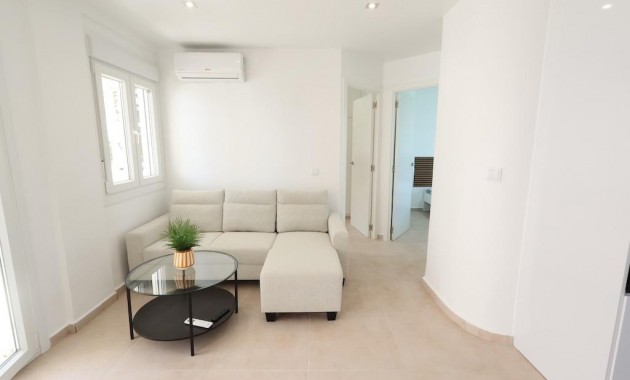 Venta - Bungalow -
Orihuela Costa - La Zenia