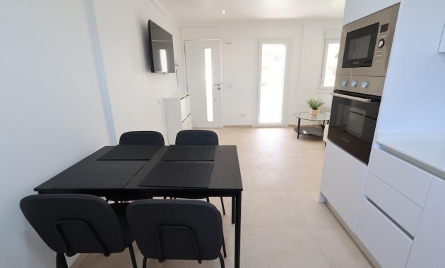 Venta - Bungalow -
Orihuela Costa - La Zenia