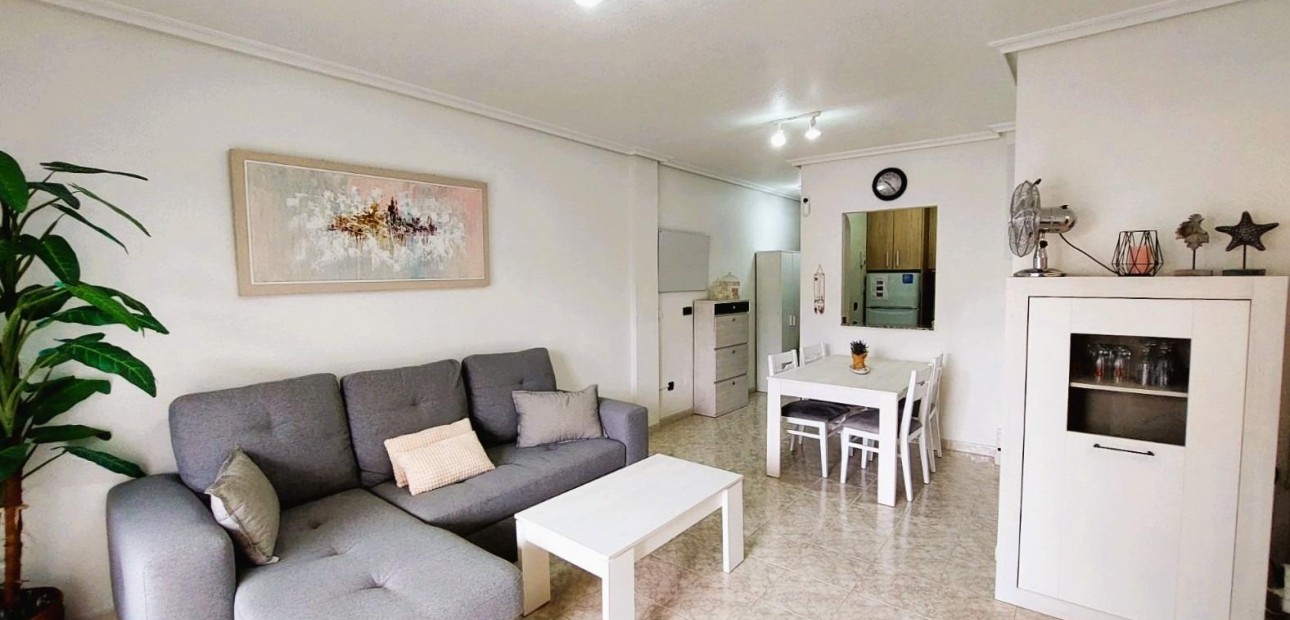 Venta - Apartamento / piso -
Orihuela Costa - Playa Flamenca