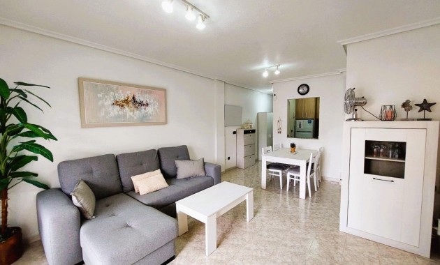 Venta - Apartamento / piso -
Orihuela Costa - Playa Flamenca
