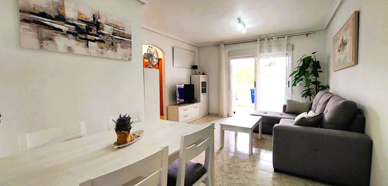 Venta - Apartamento / piso -
Orihuela Costa - Playa Flamenca
