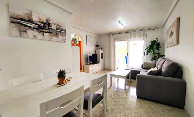 Venta - Apartamento / piso -
Orihuela Costa - Playa Flamenca