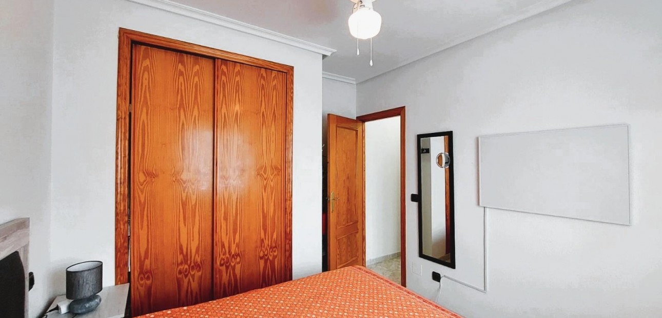 Venta - Apartamento / piso -
Orihuela Costa - Playa Flamenca