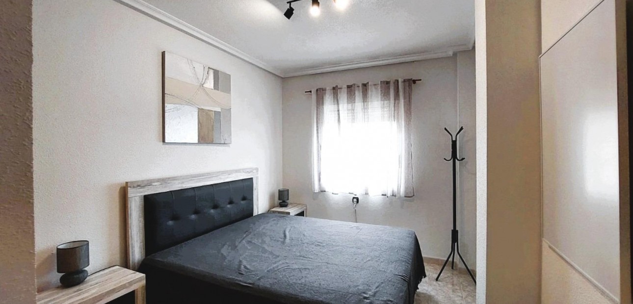 Venta - Apartamento / piso -
Orihuela Costa - Playa Flamenca