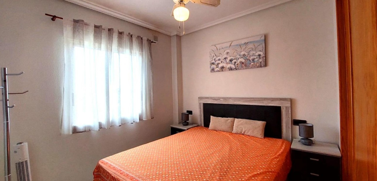 Venta - Apartamento / piso -
Orihuela Costa - Playa Flamenca