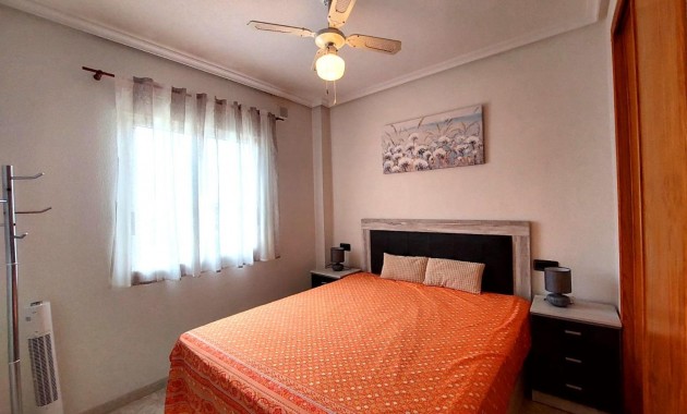 Venta - Apartamento / piso -
Orihuela Costa - Playa Flamenca