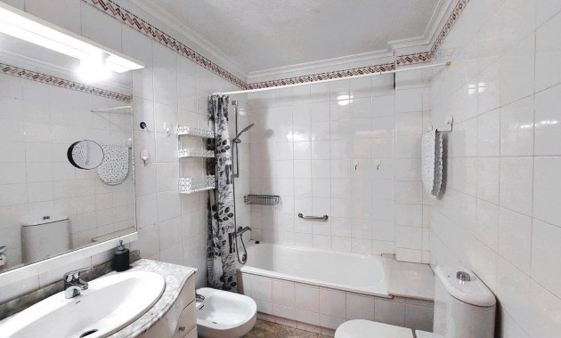 Venta - Apartamento / piso -
Orihuela Costa - Playa Flamenca