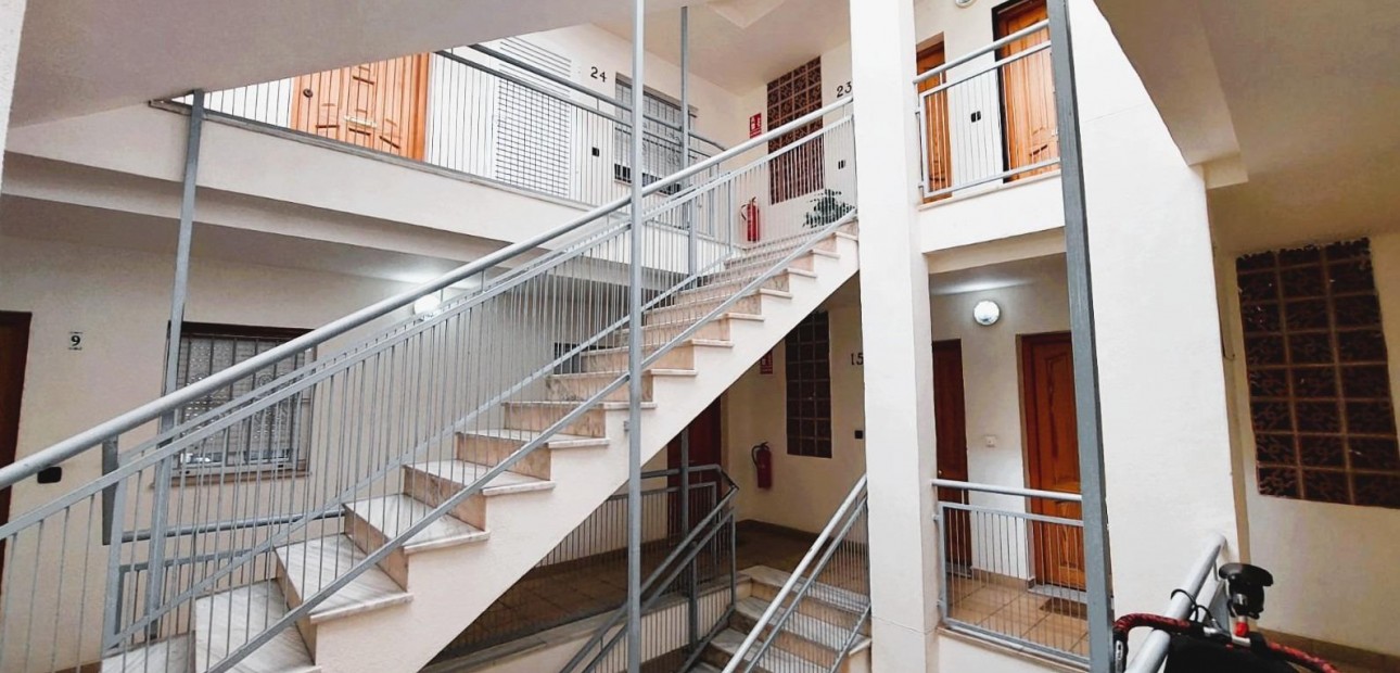 Venta - Apartamento / piso -
Orihuela Costa - Playa Flamenca