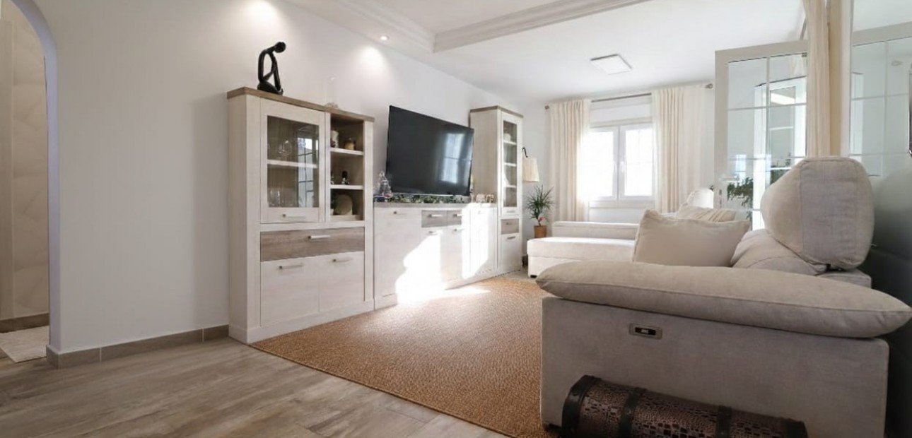 Venta - Detached Villa -
Orihuela Costa - Villamartin