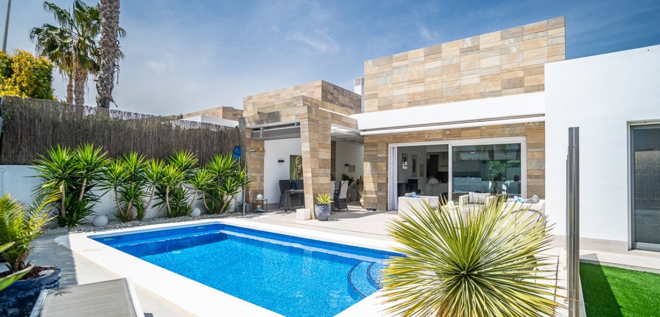 Venta - Villa -
Algorfa - La finca Golf