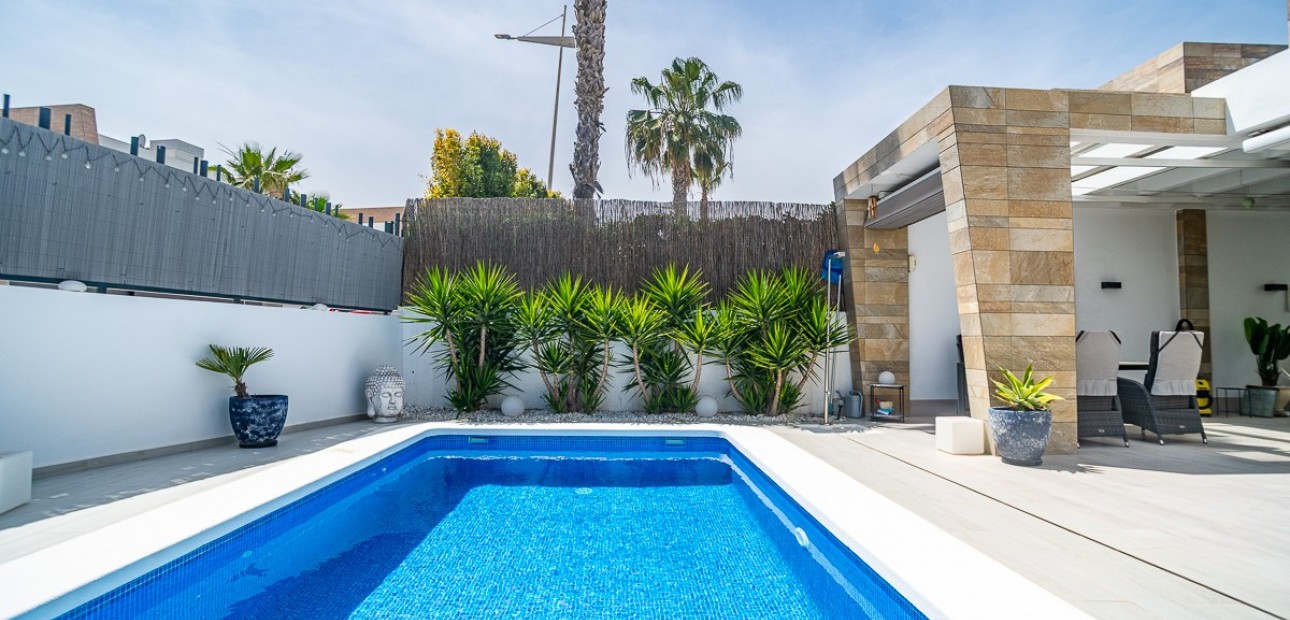 Venta - Villa -
Algorfa - La finca Golf