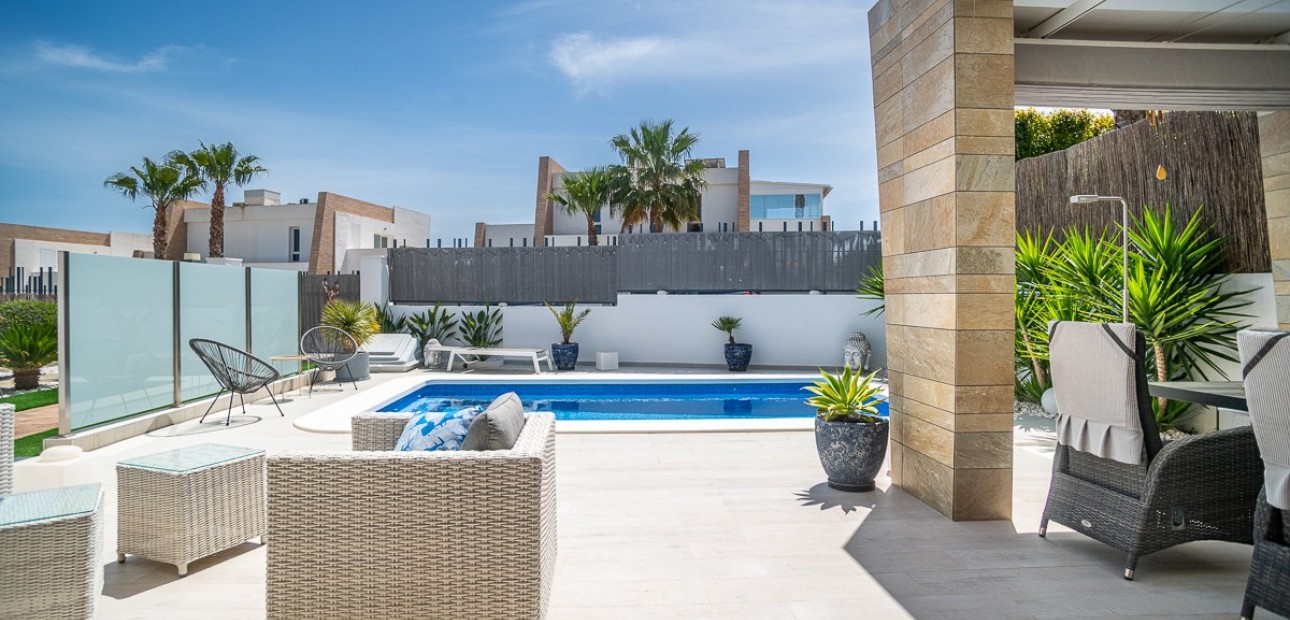 Venta - Villa -
Algorfa - La finca Golf