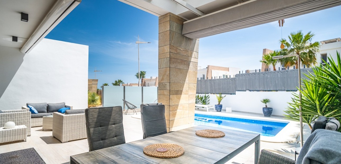 Venta - Villa -
Algorfa - La finca Golf