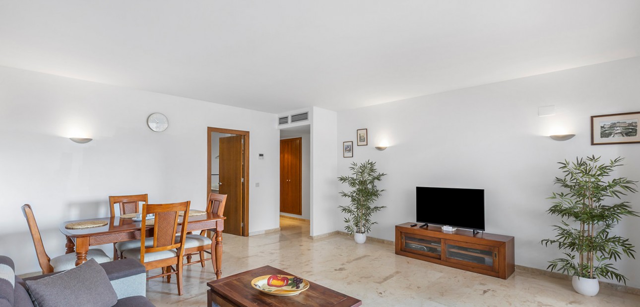 Venta - Apartamento / piso -
Torrevieja - Punta Prima