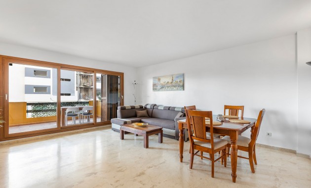 Venta - Apartamento / piso -
Torrevieja - Punta Prima