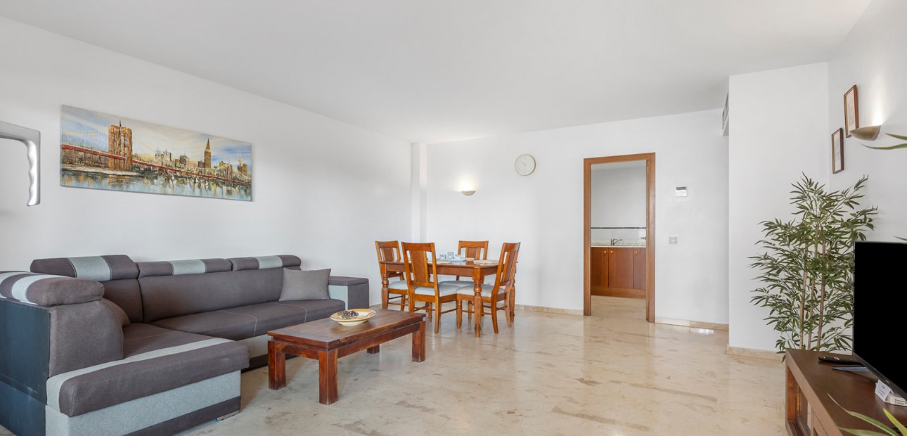 Venta - Apartamento / piso -
Torrevieja - Punta Prima