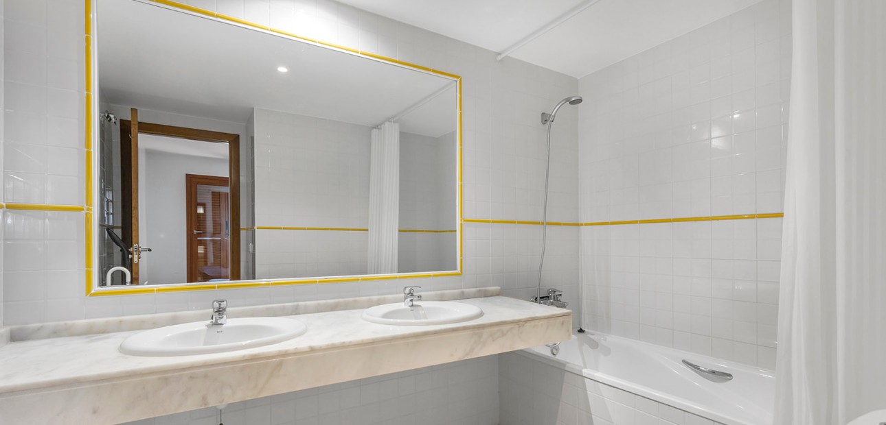 Venta - Apartamento / piso -
Torrevieja - Punta Prima