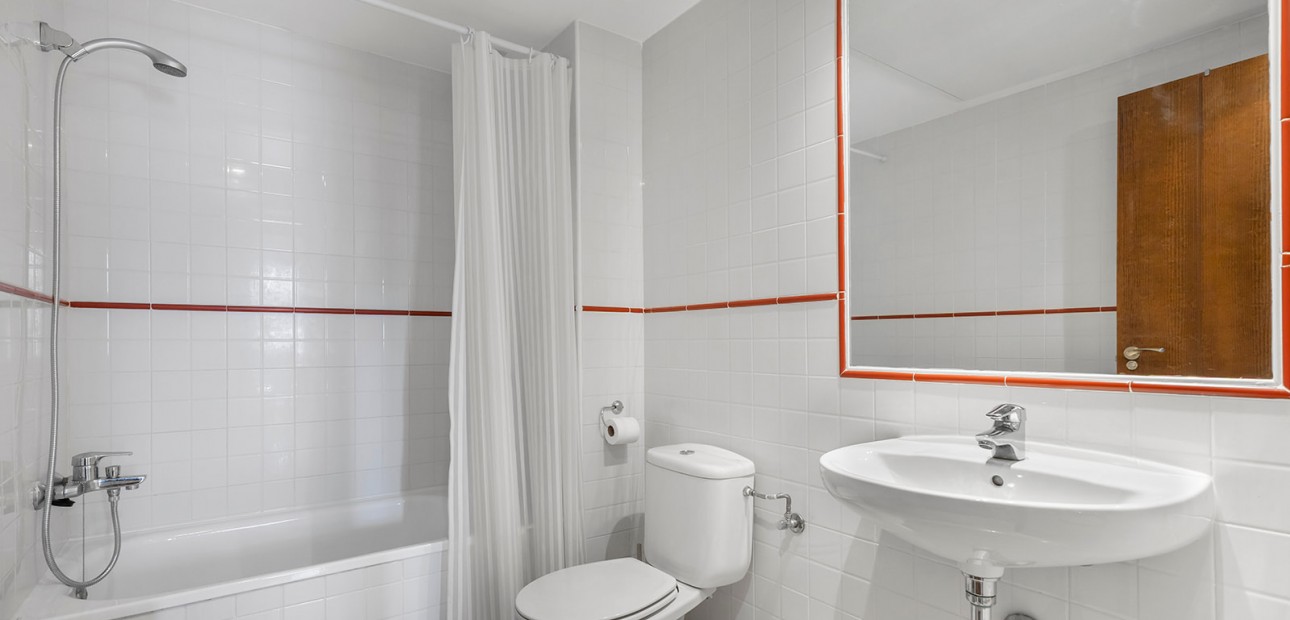 Venta - Apartamento / piso -
Torrevieja - Punta Prima