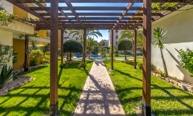 Venta - Apartamento / piso -
Torrevieja - Punta Prima