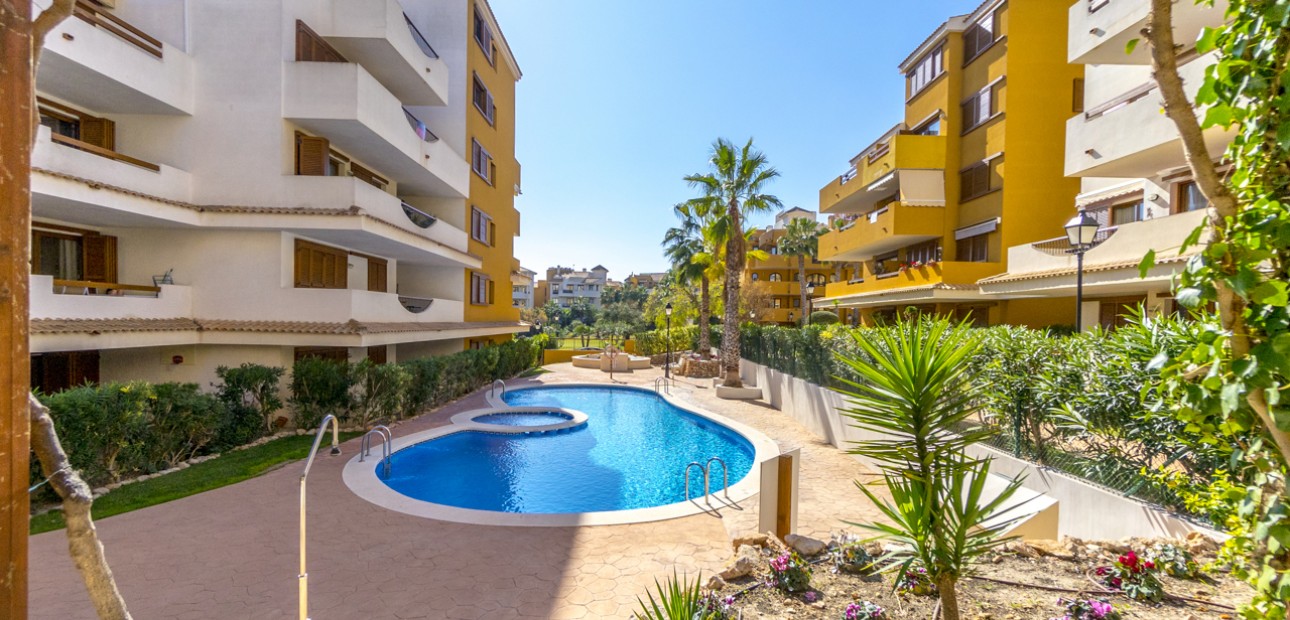 Venta - Apartamento / piso -
Torrevieja - Punta Prima