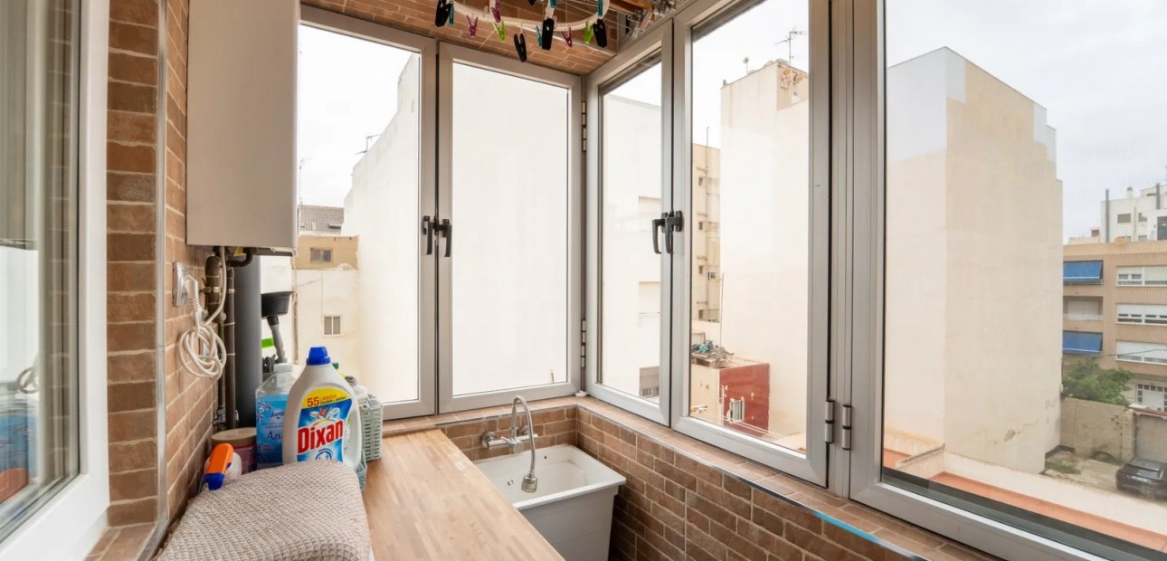 Venta - Apartamento / piso -
Torrevieja - Playa Del Cura