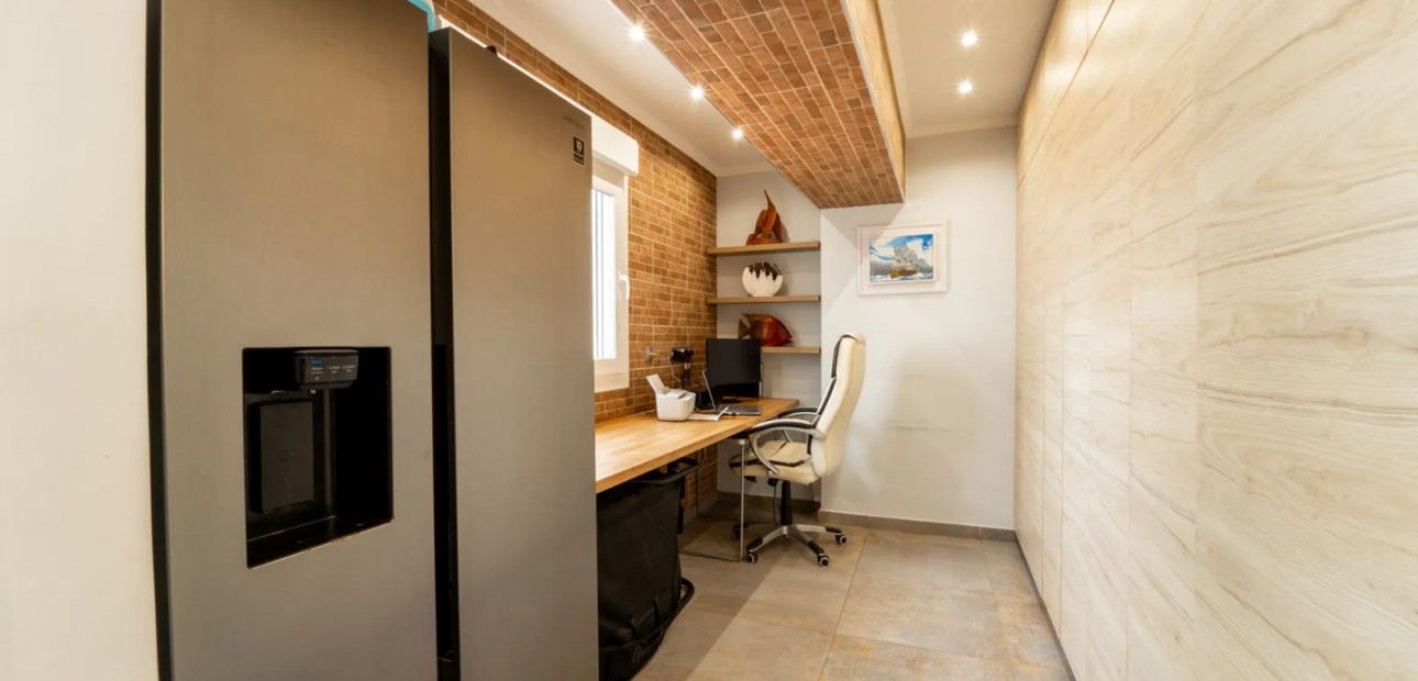 Venta - Apartamento / piso -
Torrevieja - Playa Del Cura