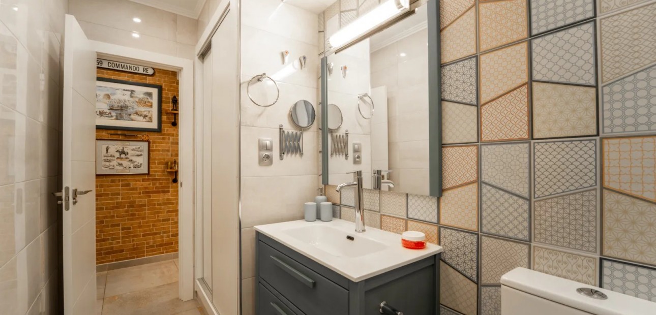 Venta - Apartamento / piso -
Torrevieja - Playa Del Cura