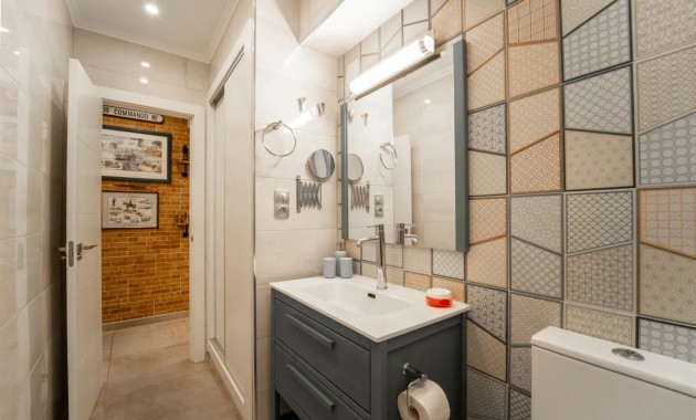 Venta - Apartamento / piso -
Torrevieja - Playa Del Cura