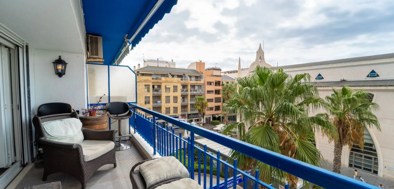 Venta - Apartamento / piso -
Torrevieja - Playa Del Cura