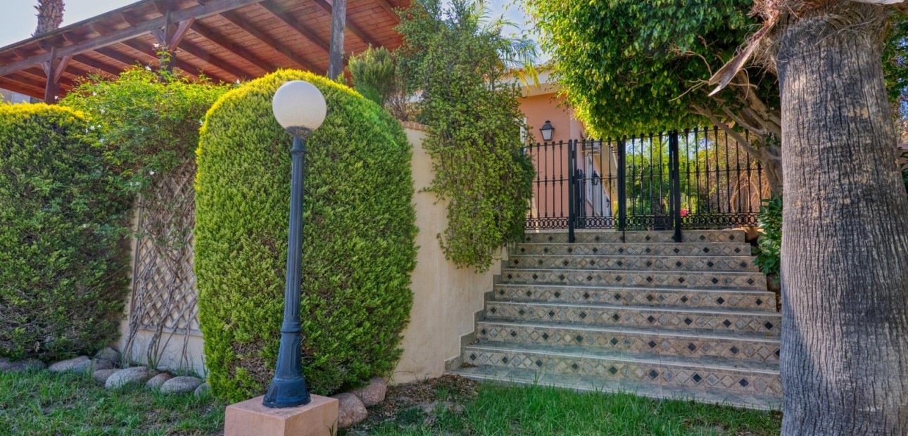 Venta - Villa -
Torrevieja - Los Balcones - Los Altos del Edén