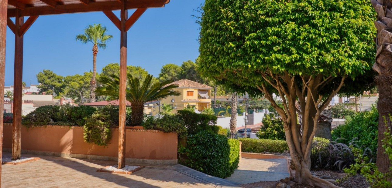 Venta - Villa -
Torrevieja - Los Balcones - Los Altos del Edén