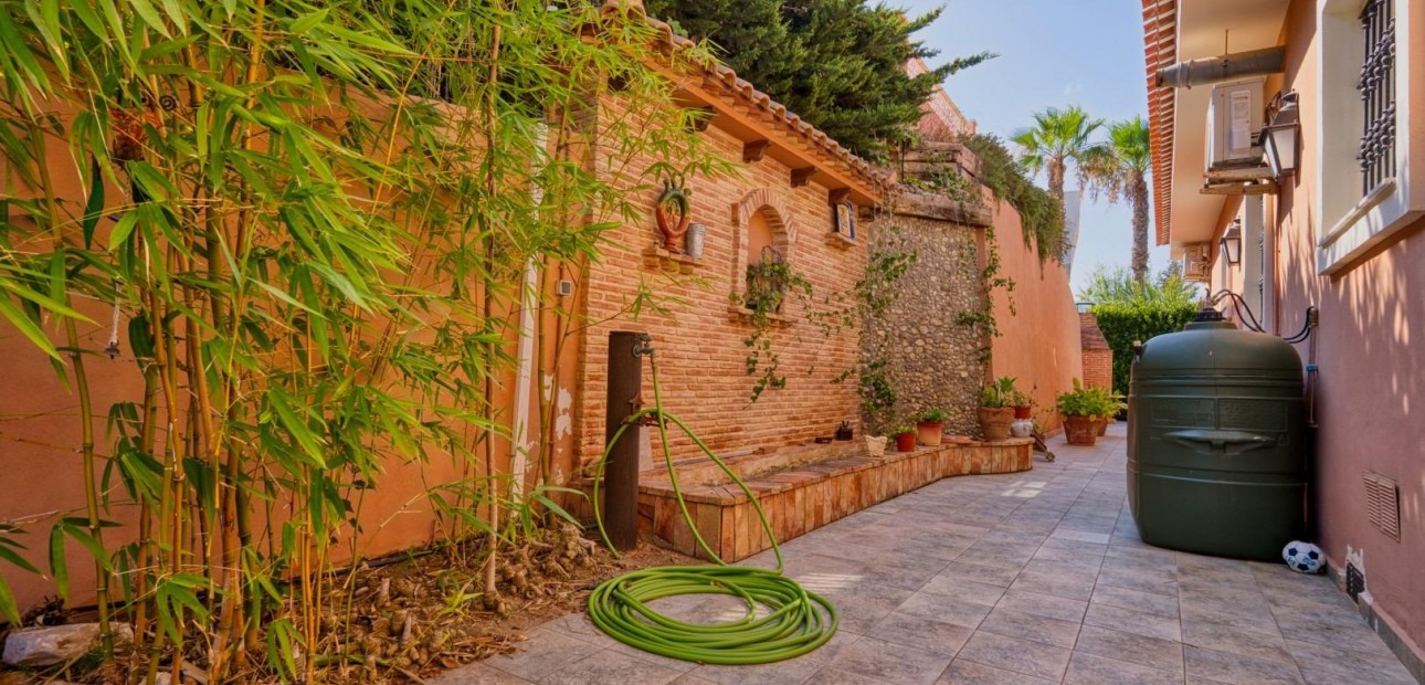 Venta - Villa -
Torrevieja - Los Balcones - Los Altos del Edén