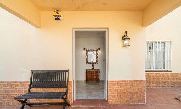 Venta - Villa -
Orihuela Costa - La Zenia