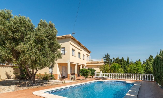 Venta - Villa -
Orihuela Costa - La Zenia