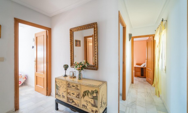 Venta - Villa -
Orihuela Costa - La Zenia