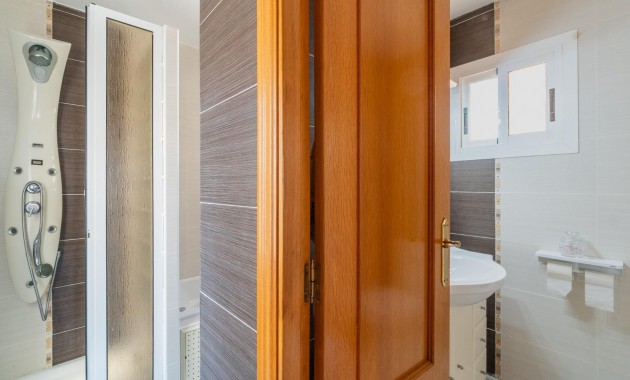 Venta - Villa -
Orihuela Costa - La Zenia